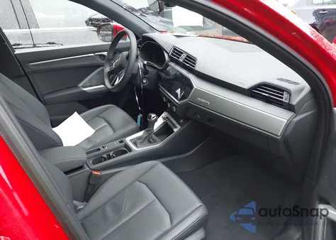 2025 Audi Q3 Premium 45 Tfsi S Line Quattro Tiptronic z USA, uszkodzony, nr VIN WA1DECF3XS1049607